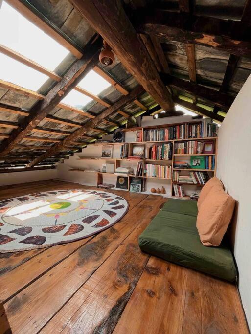 Вілла The Attic Library Бір Екстер'єр фото